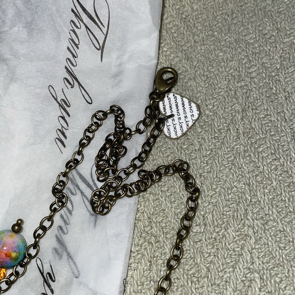 Circus flyers necklace - Picture 6 of 6